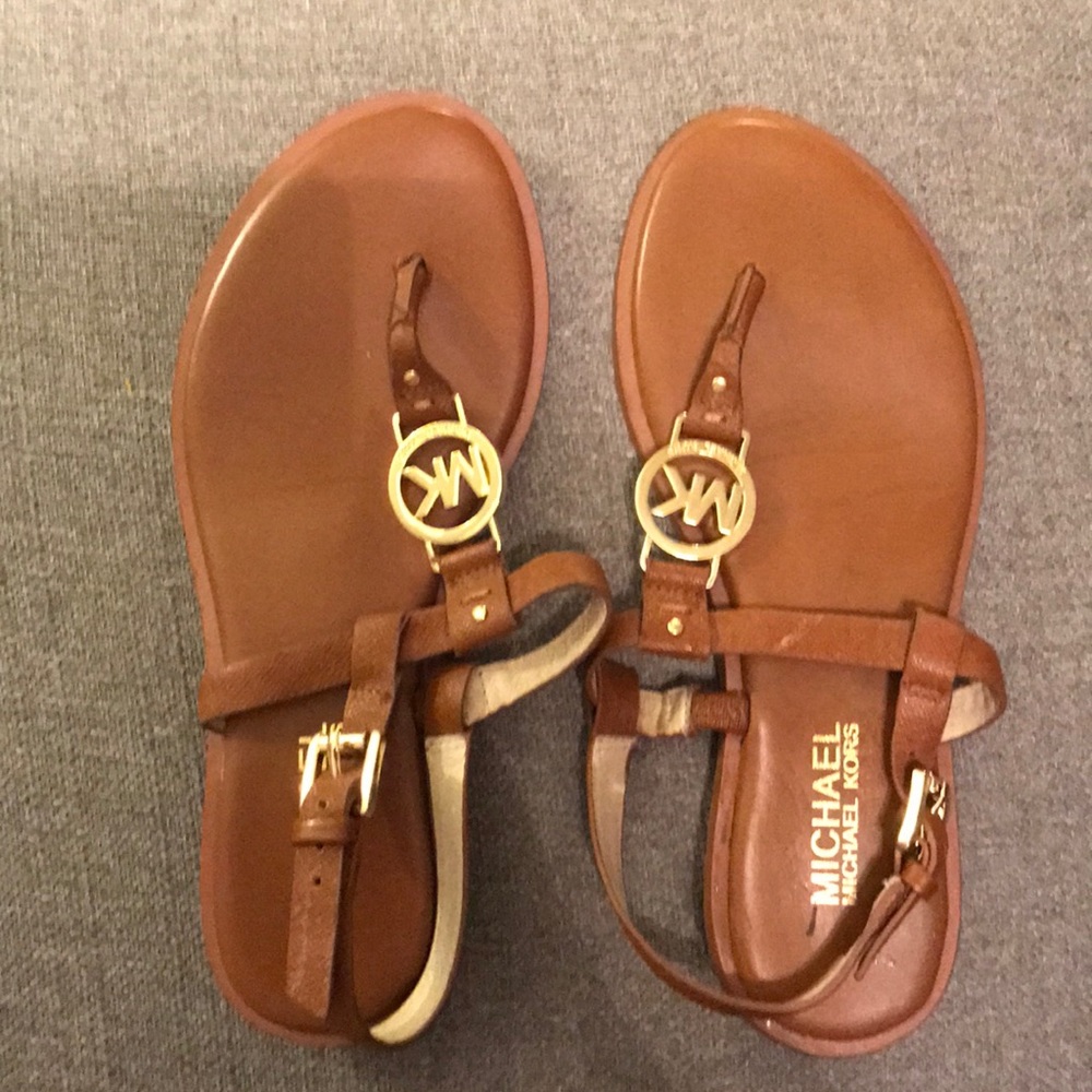 Gently used micheal kors sandals